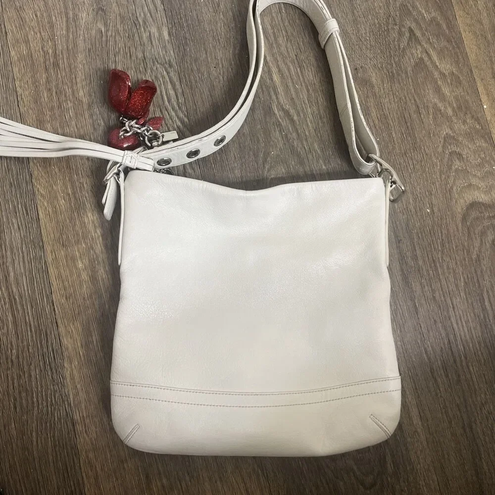COACH Women's Legacy 1415 Shoulder Bag/Purse Adjustable Strap Tassel Off-White